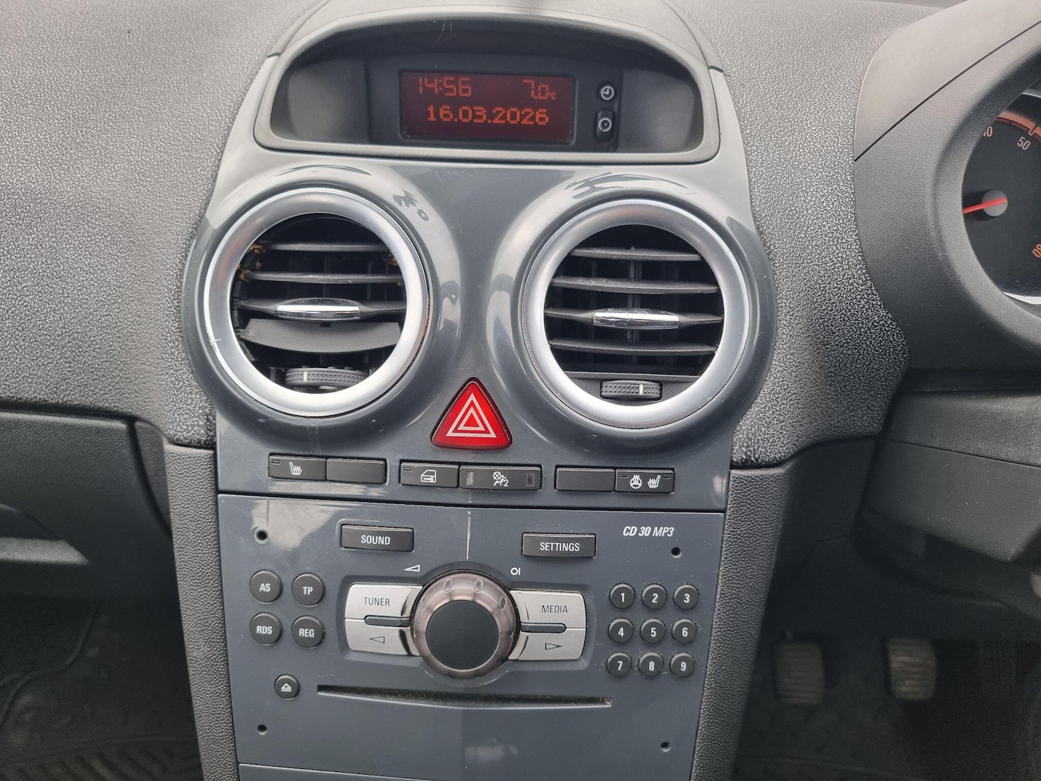 Used Vauxhall Corsa 2012 for sale - 78070415: Photo 13