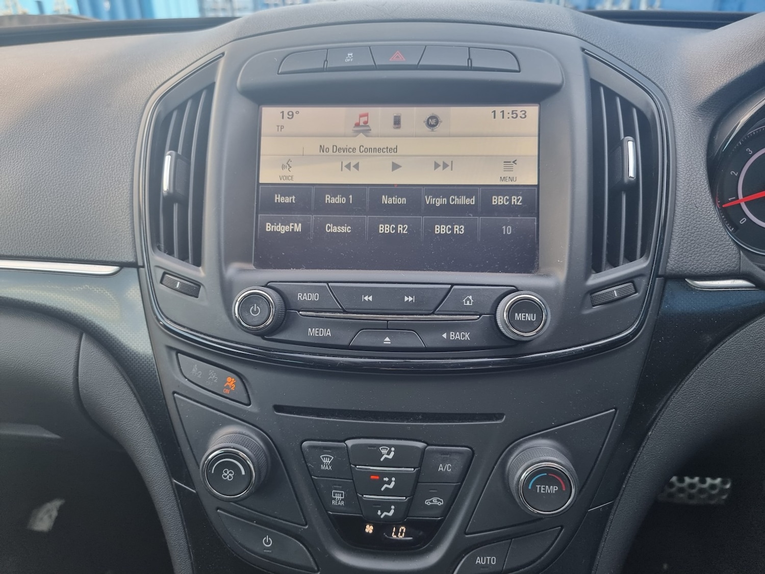 Used Vauxhall Insignia 2015 for sale - 78182990: Photo 14