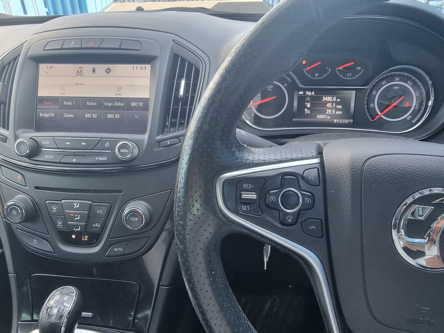 Used Vauxhall Insignia 2015 for sale - 78182990: Photo 17