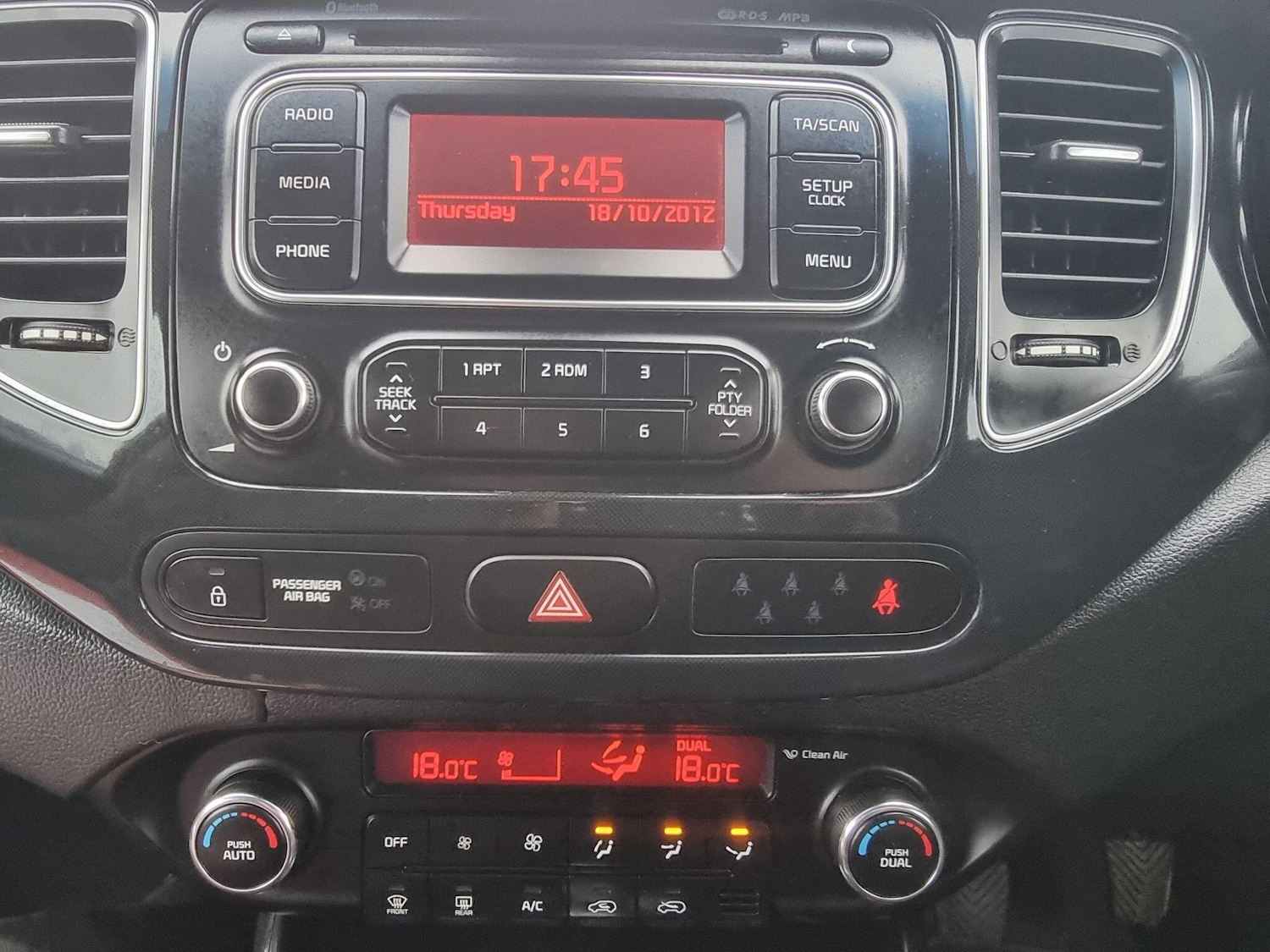 Used Kia Carens 2013 for sale - 78070445: Photo 13