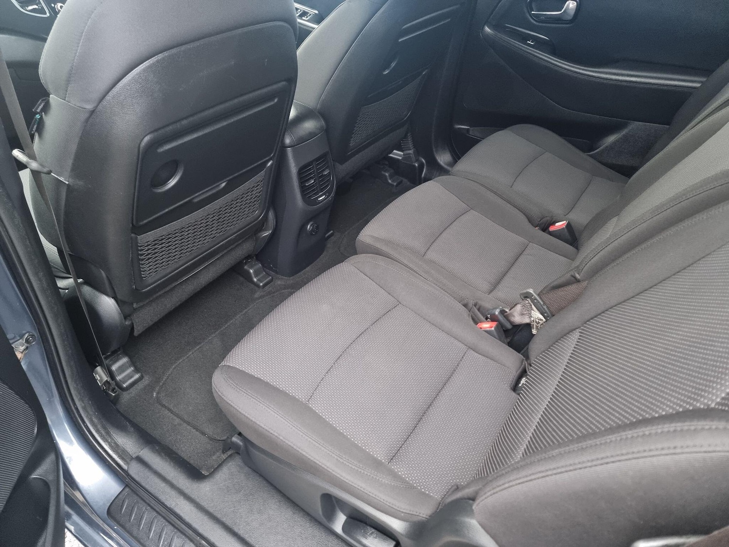 Used Kia Carens 2013 for sale - 78070445: Photo 21