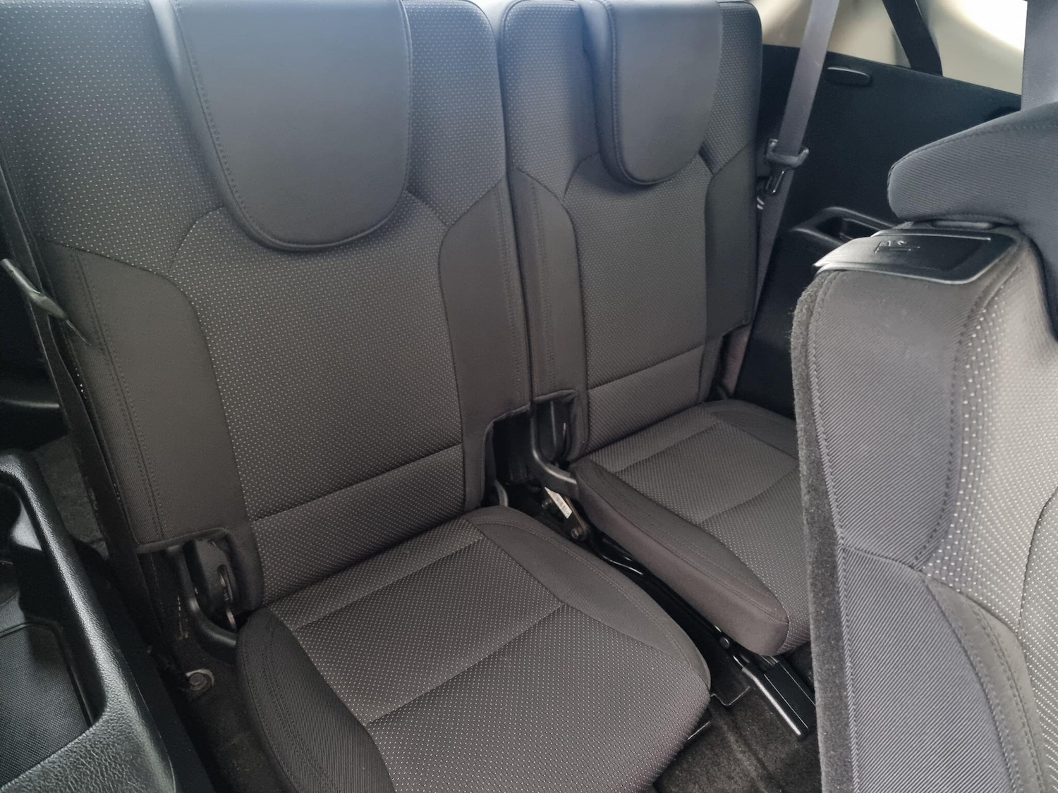 Used Kia Carens 2013 for sale - 78070445: Photo 26