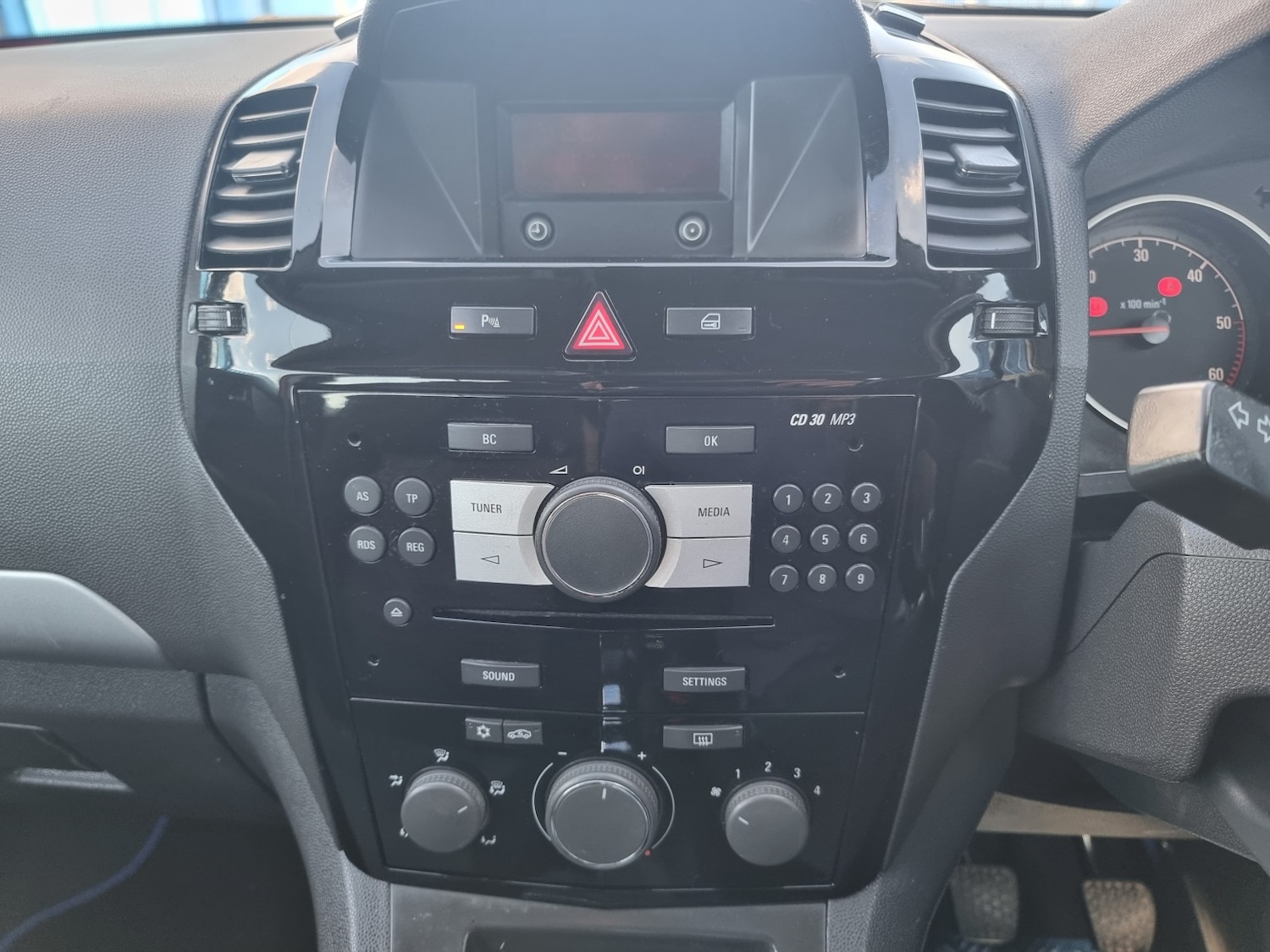 Used Vauxhall Zafira 2012 for sale - 78084498: Photo 13