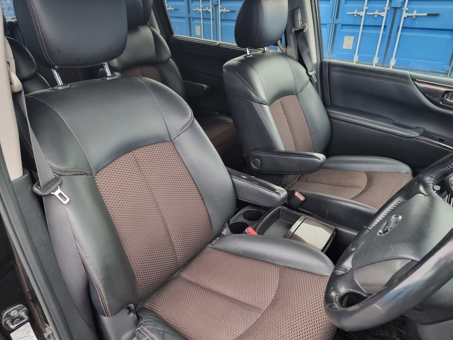 Used Nissan Elgrand 2023 for sale - 78218016: Photo 24