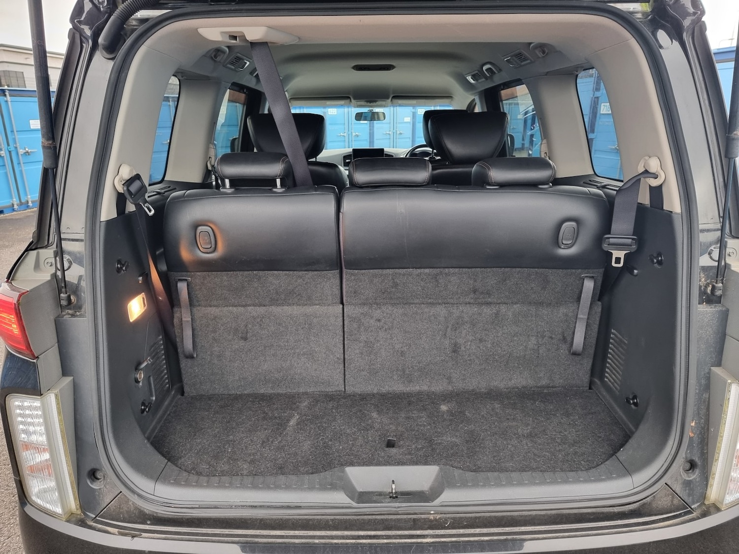 Used Nissan Elgrand 2023 for sale - 78218016: Photo 30