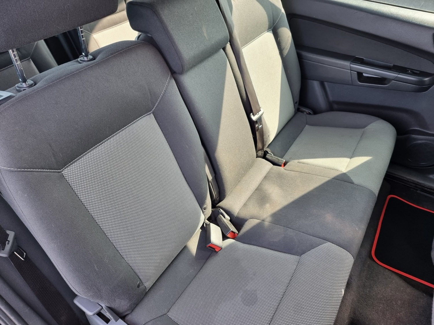 Used Vauxhall Zafira 2013 for sale - 78105951: Photo 25