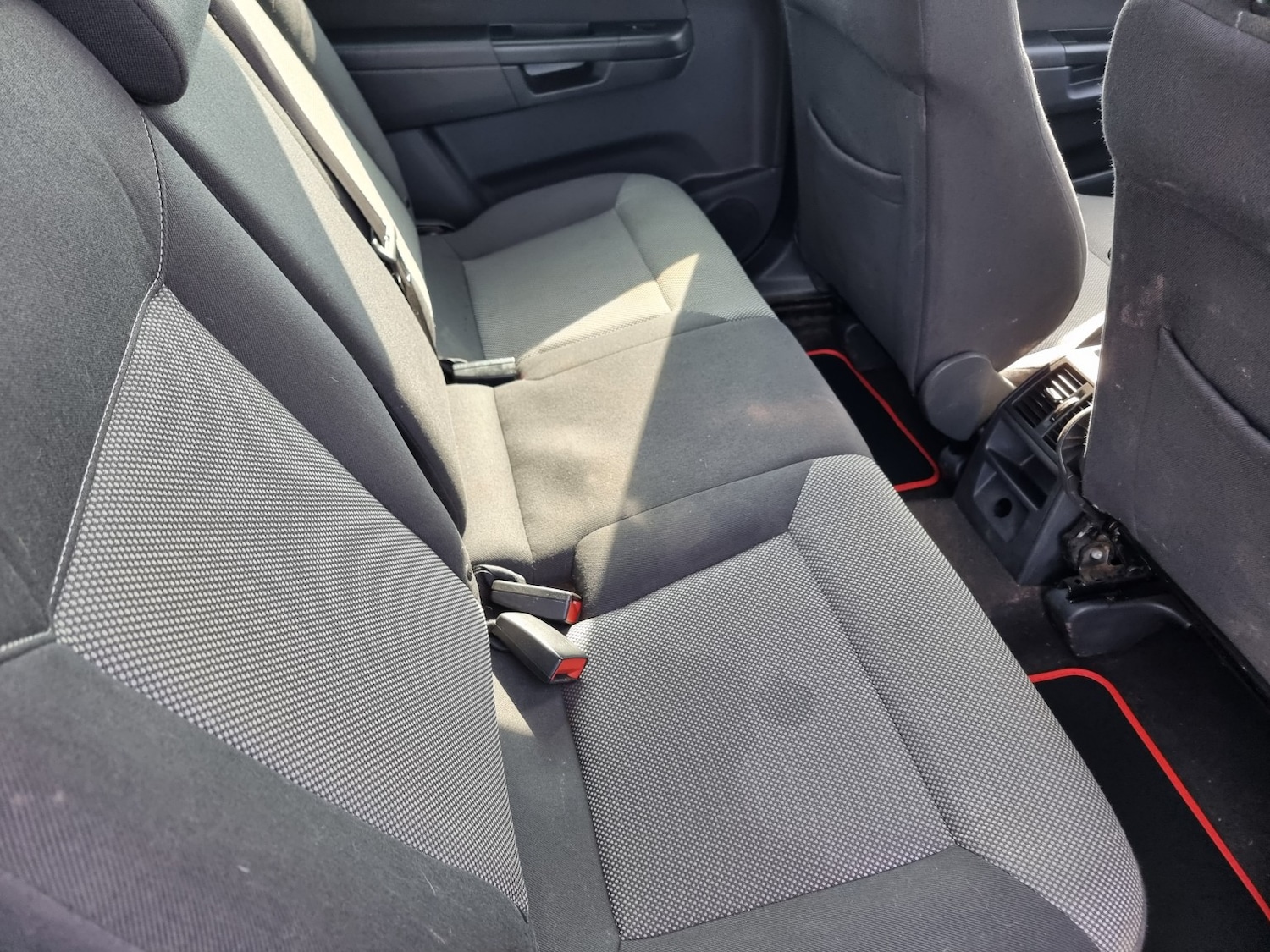 Used Vauxhall Zafira 2013 for sale - 78105951: Photo 26