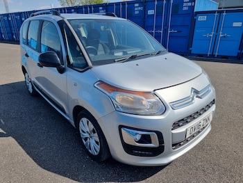 Used Citroen C3 Picasso 2016 for sale - 79251693: Photo