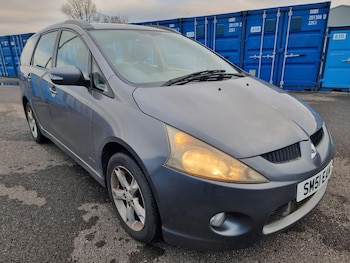 Used Mitsubishi Grandis 2009 for sale - 78019628: Photo