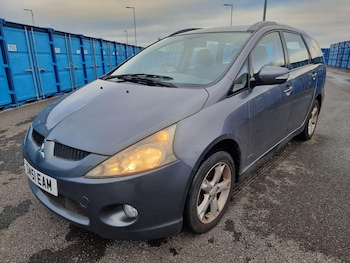 Used Mitsubishi Grandis 2009 for sale - 78019628: Photo