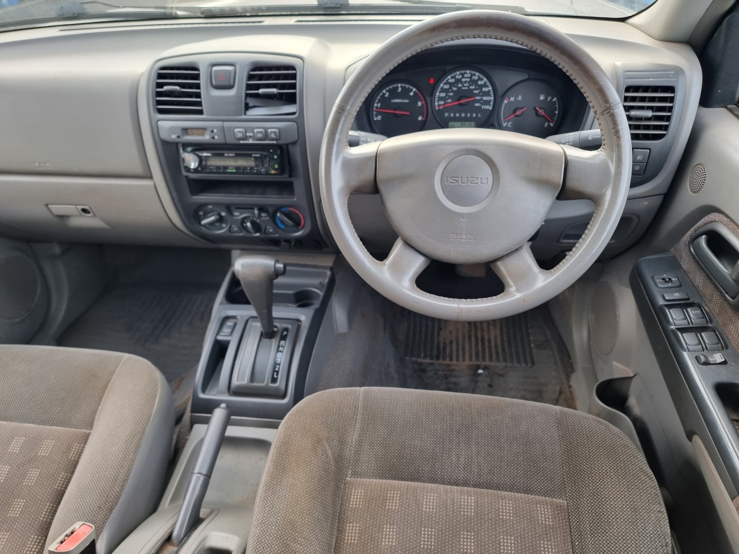 Used Isuzu Rodeo 2004 for sale - 78182936: Photo 2