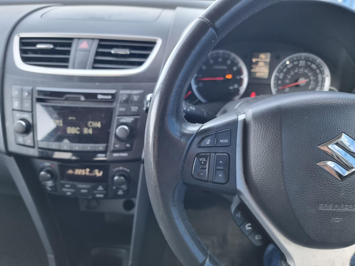 Used Suzuki Swift 2012 for sale - 78070425: Photo 13