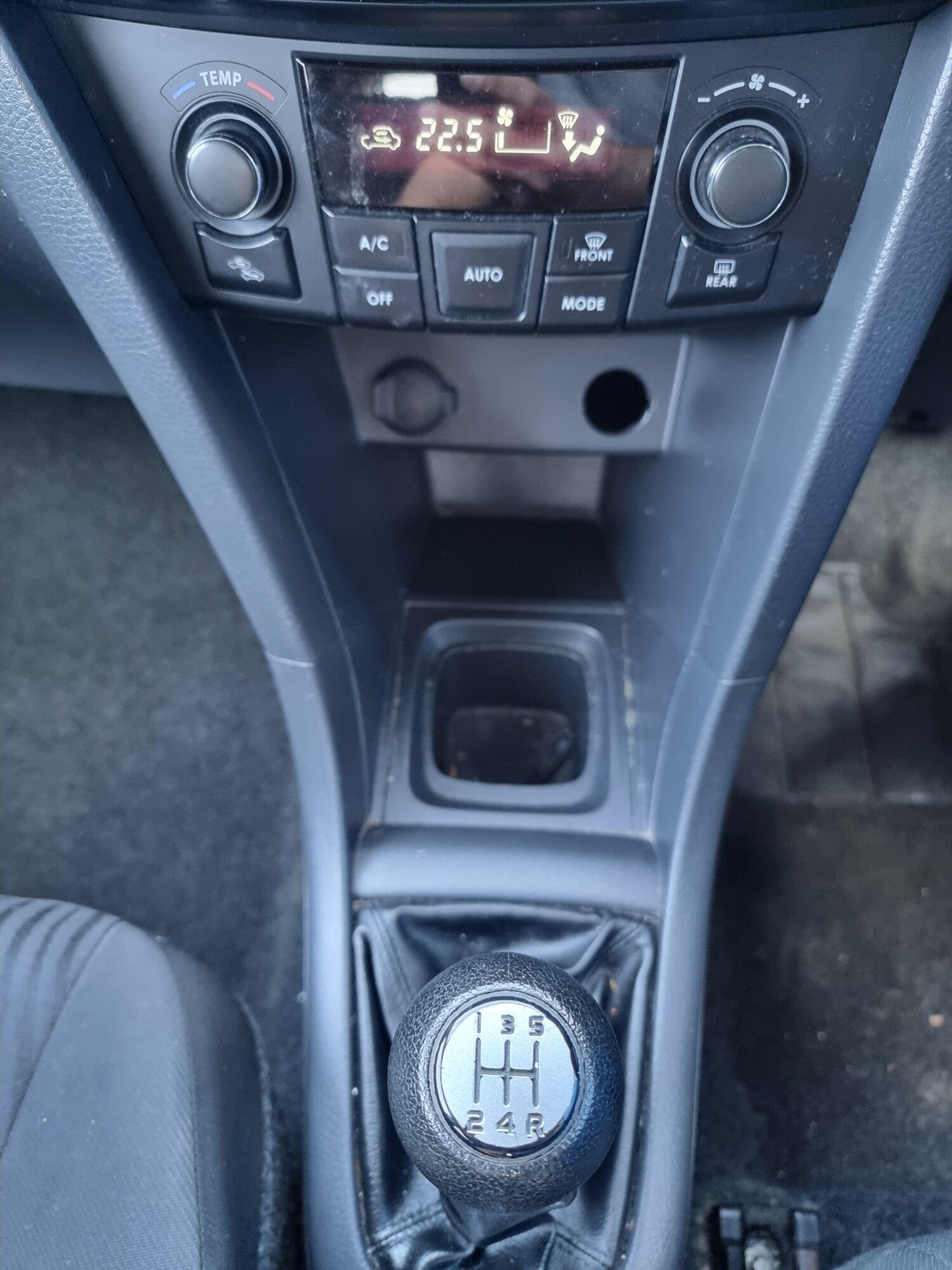 Used Suzuki Swift 2012 for sale - 78070425: Photo 14