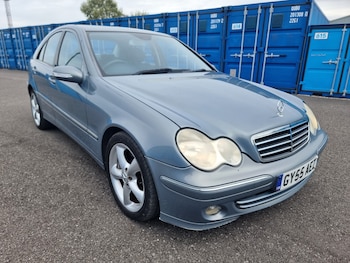 Used Mercedes-Benz C Class 2005 for sale - 79563938: Photo