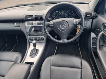 Used Mercedes-Benz C Class 2005 for sale - 79563938: Photo