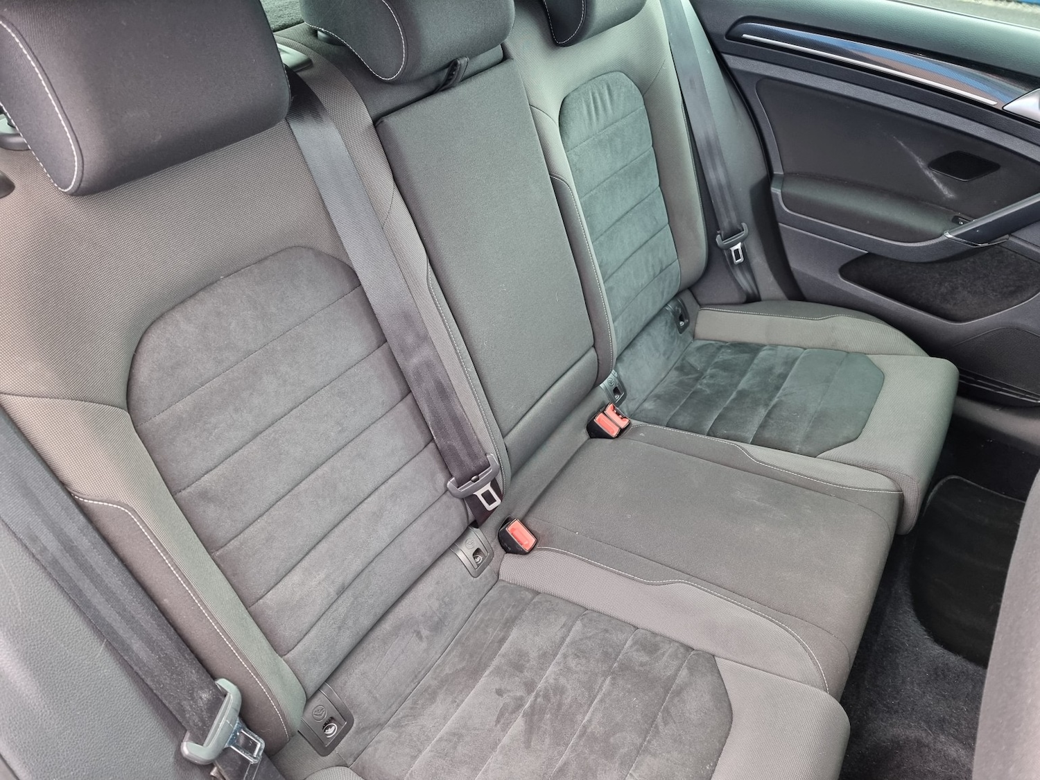 Used Volkswagen Golf 2013 for sale - 78134972: Photo 25