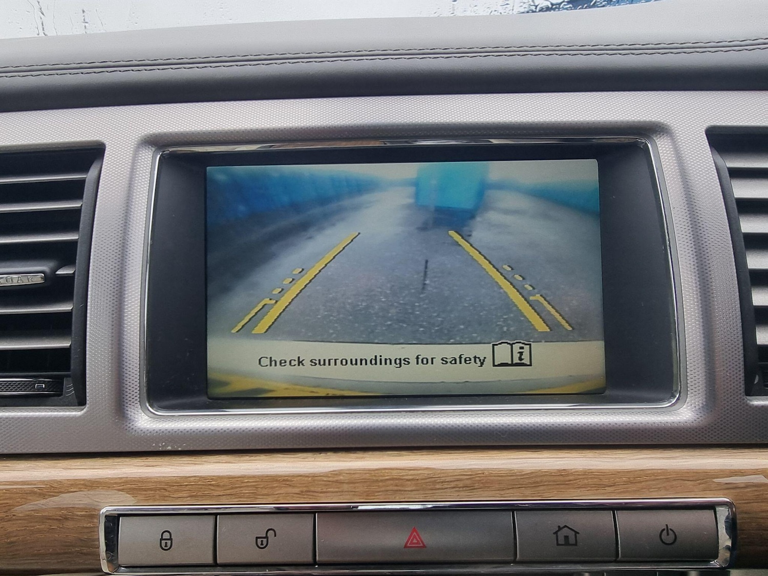 Used Jaguar XF 2011 for sale - 78070431: Photo 27