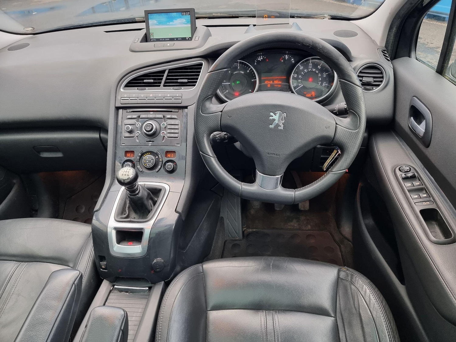 Used Peugeot 5008 2010 for sale - 78070434: Photo 2