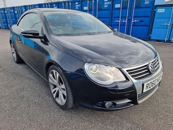 Used Volkswagen EOS 2010 for sale - 78020188: Photo