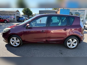 Used Renault Scenic 2012 for sale - 79590683: Photo