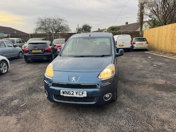 Used Peugeot Partner Tepee 2012 for sale - 78948298: Photo