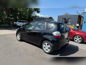 Used Honda Jazz 2010 for sale - 79484328: Photo