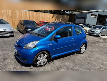 Used Toyota AYGO 2009 for sale - 79337398: Photo