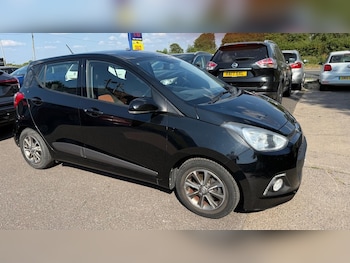 Used Hyundai i10 2014 for sale - 79237051: Photo