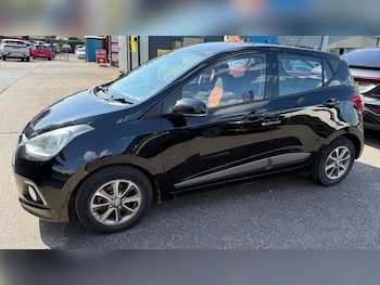 Used Hyundai i10 2014 for sale - 79237051: Photo