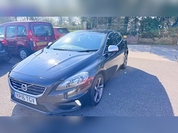 Used Volvo V40 2016 for sale - 78376020: Photo