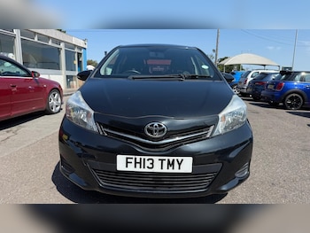 Used Toyota Yaris 2013 for sale - 79509359: Photo
