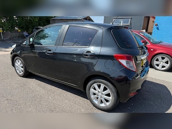 Used Toyota Yaris 2013 for sale - 79509359: Photo