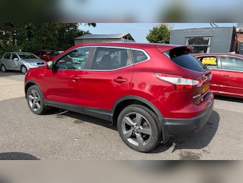 Used Nissan Qashqai 2017 for sale - 79304362: Photo