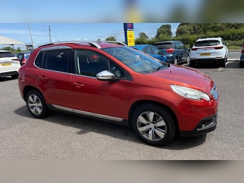 Used Peugeot 2008 2015 for sale - 79116387: Photo