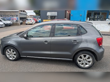 Used Volkswagen Polo 2010 for sale - 78958909: Photo
