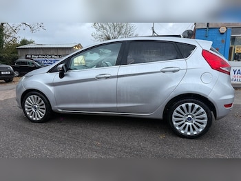 Used Ford Fiesta 2010 for sale - 78375792: Photo