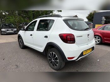 Used Dacia Sandero Stepway 2017 for sale - 78612717: Photo