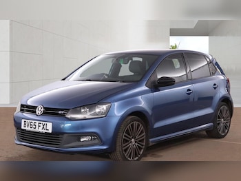Used Volkswagen Polo 2015 for sale - 78623372: Photo