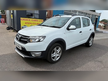 Used Dacia Sandero Stepway 2014 for sale - 78759515: Photo