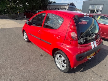 Used Peugeot 107 2009 for sale - 79521611: Photo