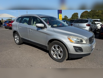 Used Volvo XC60 2010 for sale - 79425689: Photo