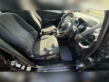Used Honda Jazz 2010 for sale - 78572694: Photo