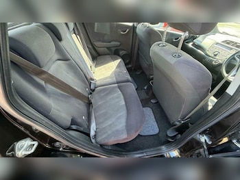 Used Honda Jazz 2010 for sale - 78572694: Photo