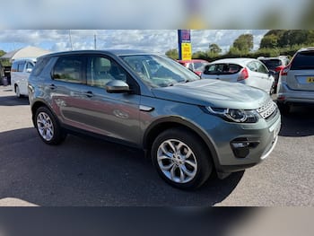 Used Land Rover Discovery Sport 2016 for sale - 79821090: Photo