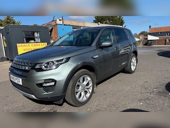 Used Land Rover Discovery Sport 2016 for sale - 79821090: Photo