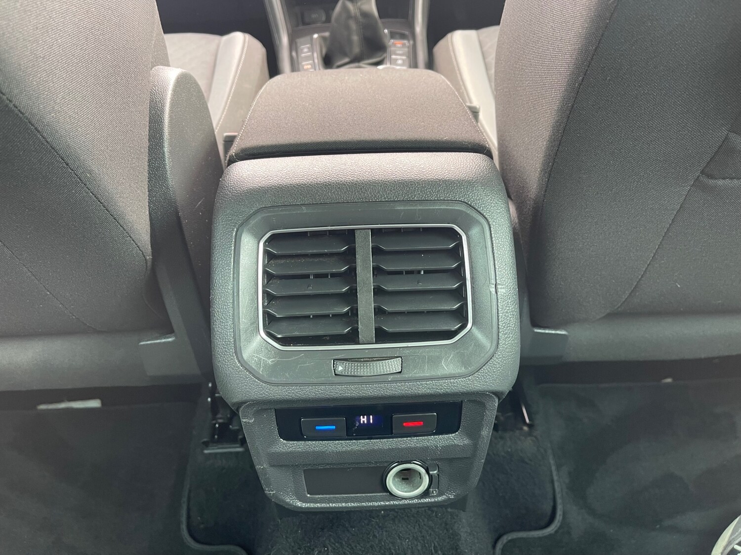 Used Volkswagen Tiguan 2017 for sale - 77656719: Photo 22