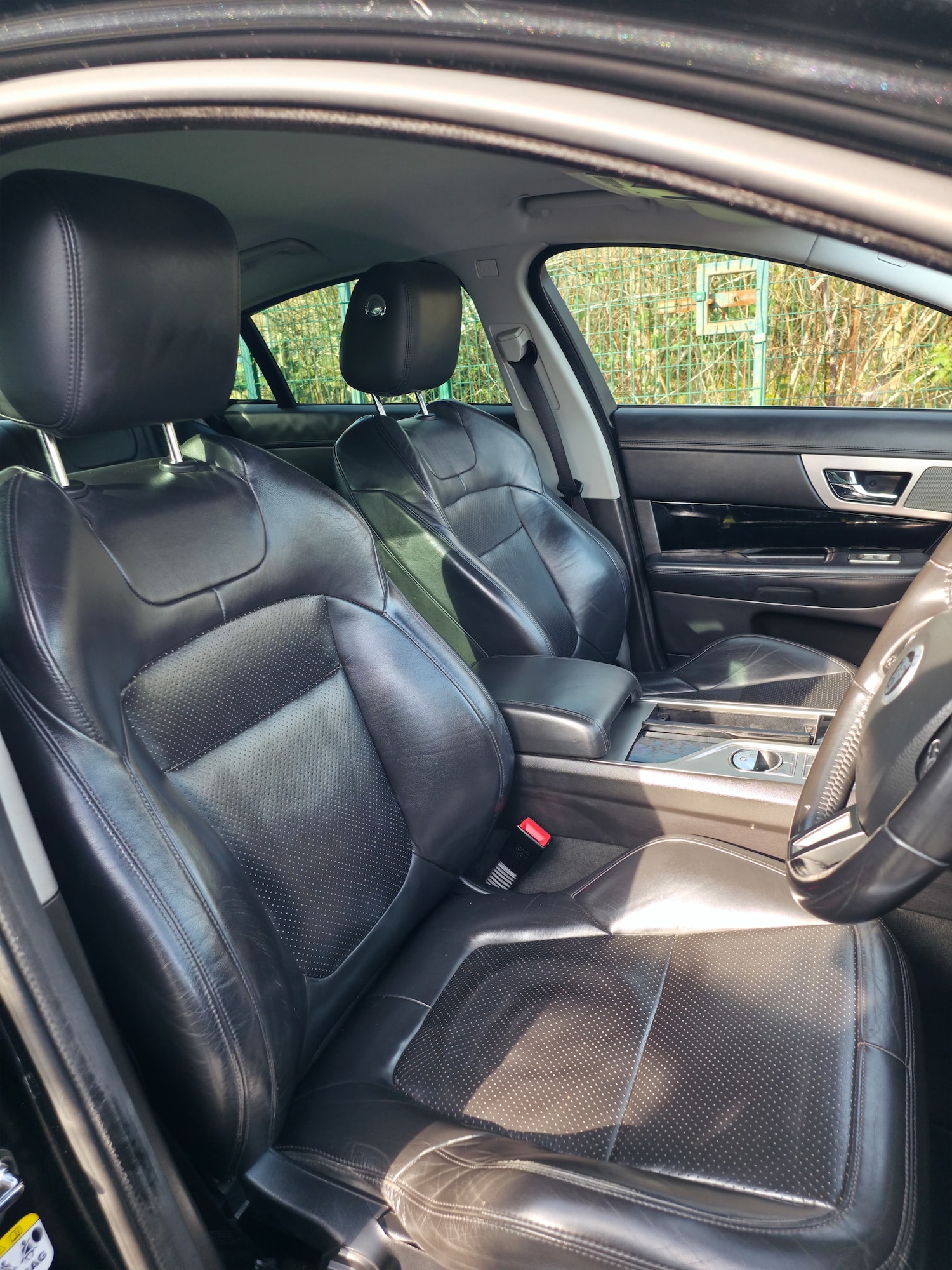 Used Jaguar XF 2011 for sale - 77668424: Photo 29