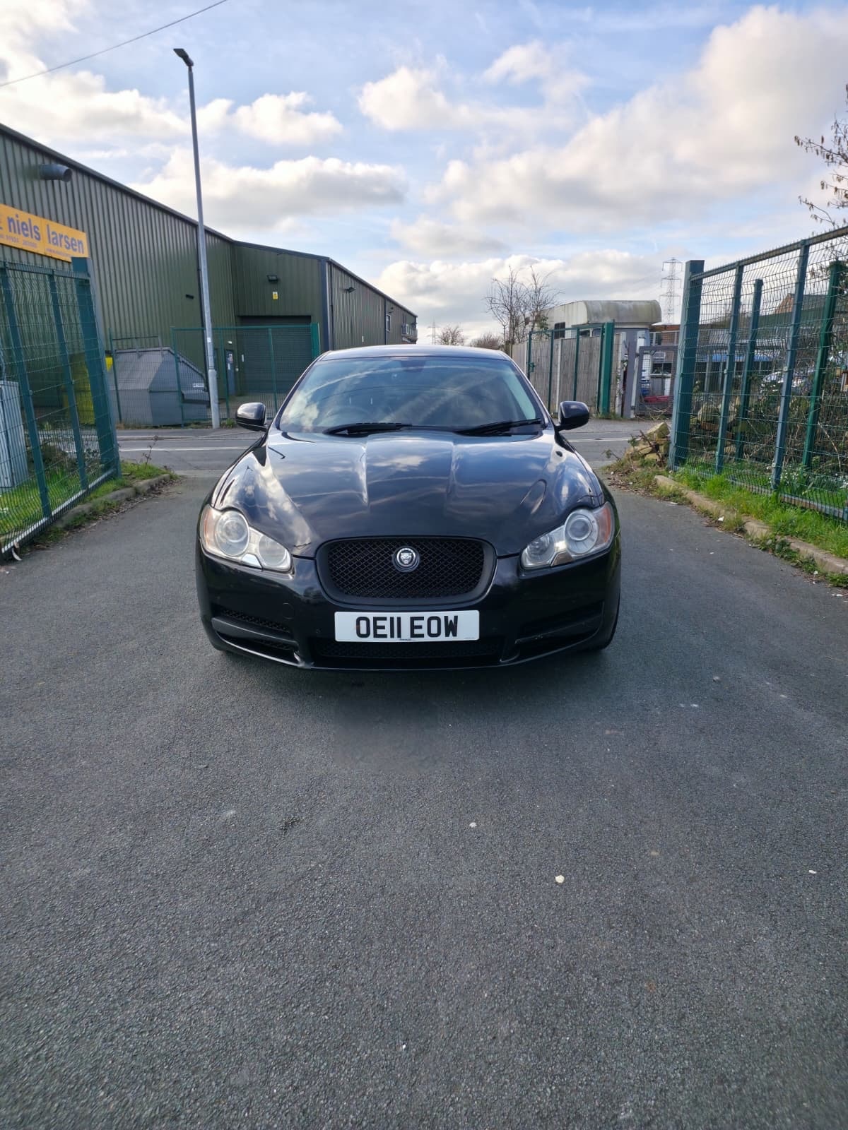 Used Jaguar XF 2011 for sale - 77668424: Photo 3