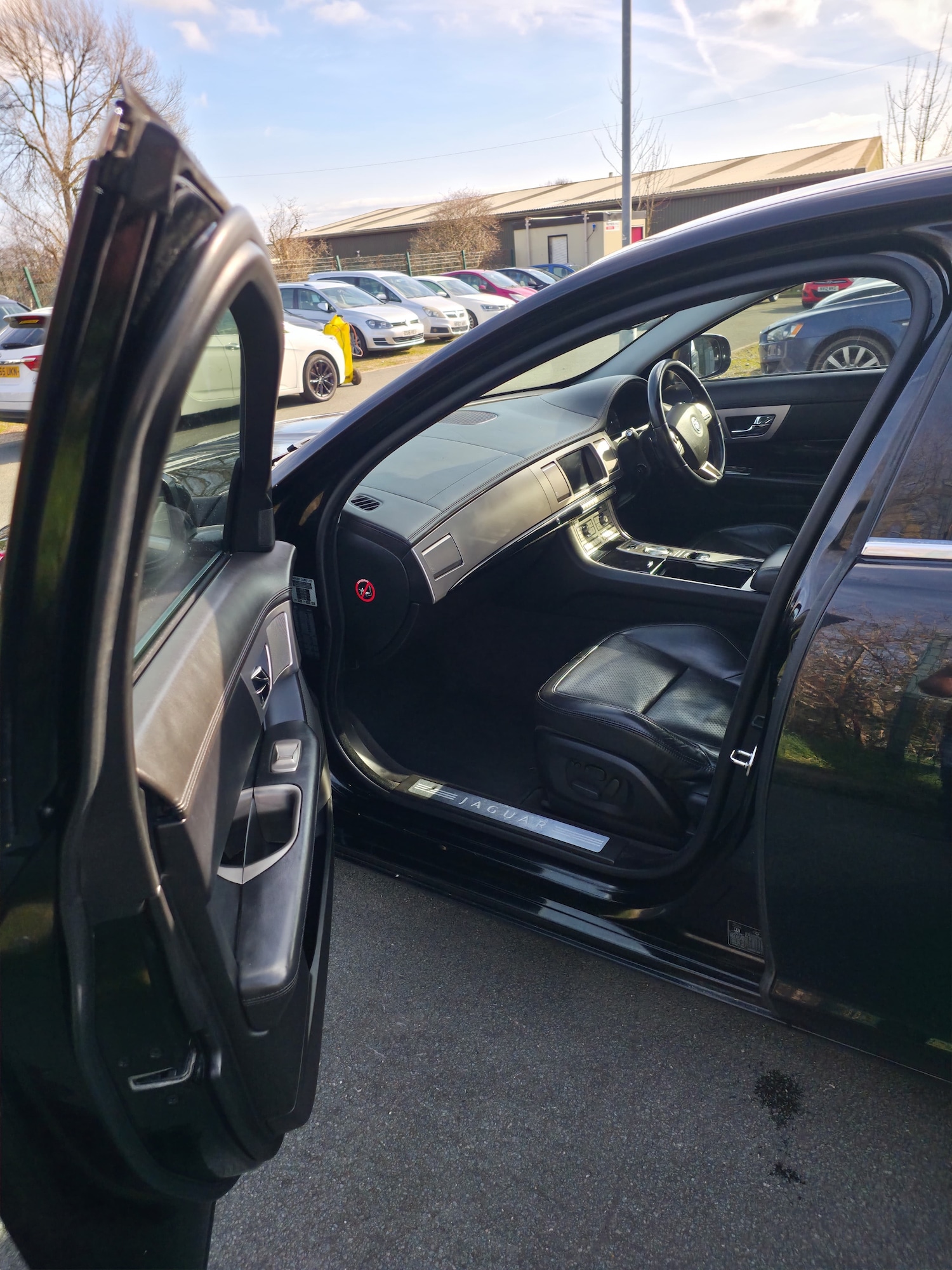 Used Jaguar XF 2011 for sale - 77668424: Photo 30