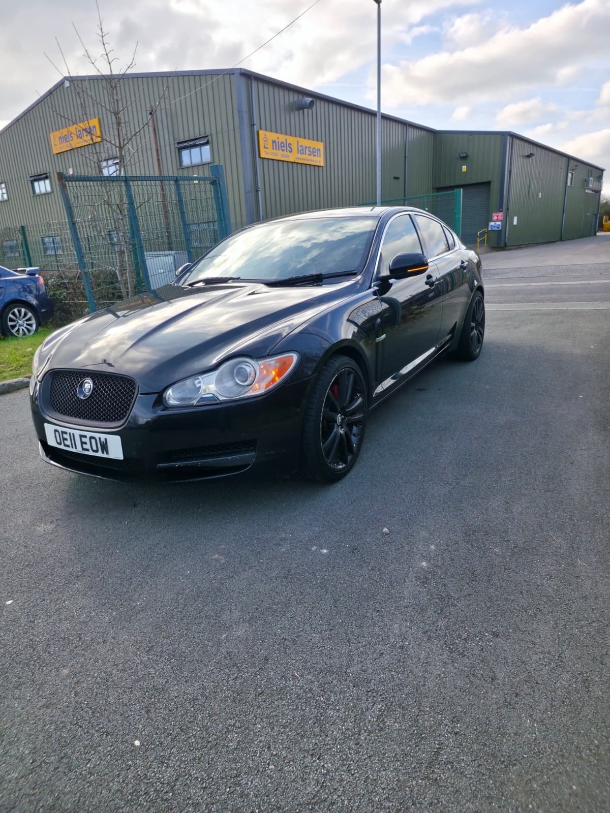 Used Jaguar XF 2011 for sale - 77668424: Photo 4
